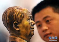 湖南制定毛泽东塑像统一标准