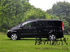 奔驰 福建戴姆勒 唯雅诺 2010款 2.5l 尊贵版