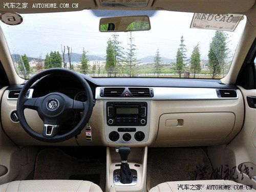 大众 一汽-大众 新宝来 2011款 1.4t 自动舒适型