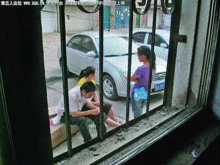 网友发帖称少女被困传销窝民警出击救出受骗者