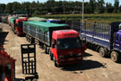京藏高速大堵车 超过100公里的钢铁长龙已经持续了超过9天