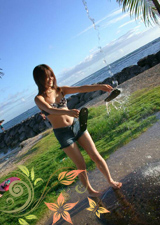 日本女星－朝美穗香海边泳装写真