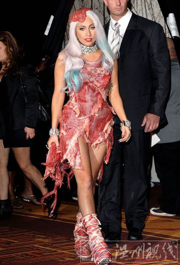 lady gaga mv音乐录影带大奖颁奖礼 lady gaga 肉片装有点血腥感觉