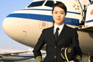  国航最美女机长王峥－国航29岁最年轻女机长王峥图片 