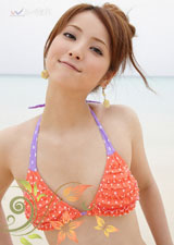 沙滩比基尼日本美女佐佐木希的灿烂微笑 这个夏天你醉美