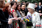 英国女王首访爱尔兰 一个世纪来英国君主访问爱尔兰