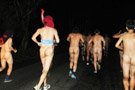 海南环岛接力裸跑图片 玩得有点大海南环岛接力裸跑惹争议