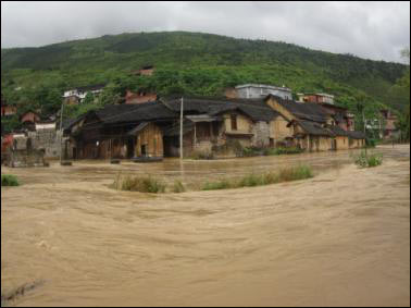中国多地遭受风雹灾害 4人死149万余人受灾(图)