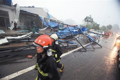 北京通州遭疑似龙卷风袭击致2死3伤