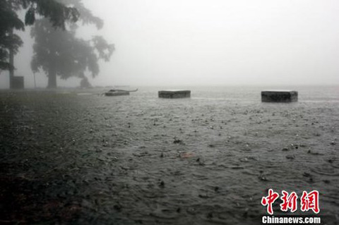 台风海葵影响江西庐山 庐山景区关闭