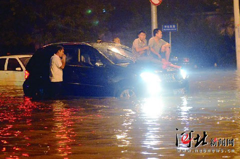 河北大部现降雨 石家庄东二环雨量达115.8毫米