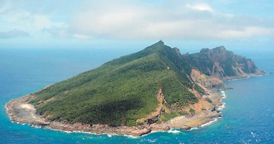 日本人登上钓鱼岛