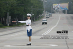 朝鲜女交警高清图片 央视揭秘朝鲜女交警生活年龄16至26岁