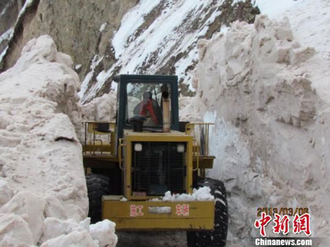 新疆伊犁雪崩