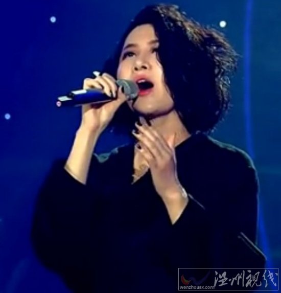 尚雯婕复活赛唱的歌 张国荣的《我》