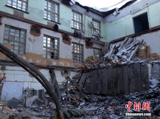 2013牡丹江暴雪厂房坍塌