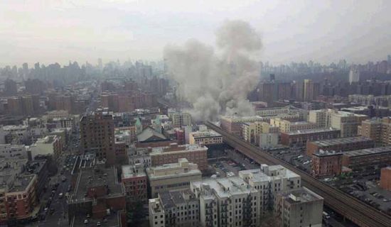 美国纽约曼哈顿发生爆炸