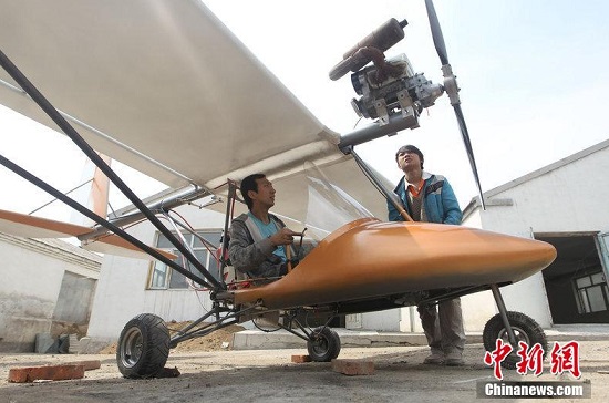 长春男子自造小飞机 历时一年多花费近十万