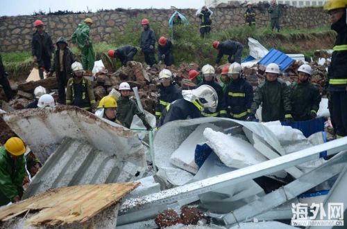 黄岛简易房倒塌18人遇难