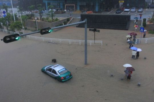 深圳暴雨