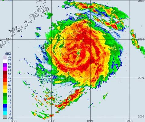 强台风麦德姆登陆台湾
