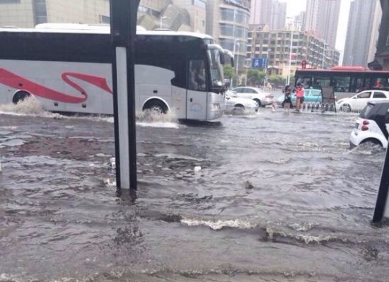 天津大雨