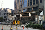西安大厦倒塌最新消息 7月29日西安大厦倒塌事故现场报道
