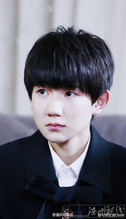 王源首位千万00后