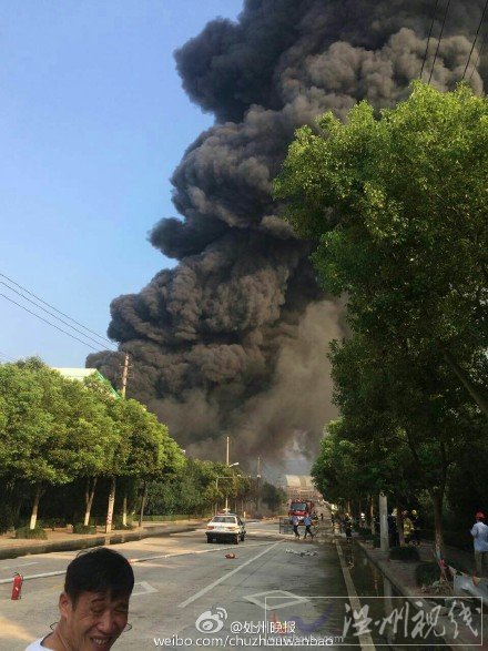 水阁经济开发区一化工厂发生爆炸