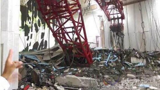 沙特大型塔吊倒塌致107死亡