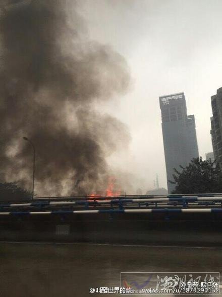 重庆黄花园桥头哪里着火了