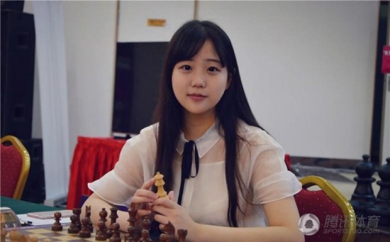 象棋美少女走红