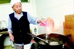 百岁夫妻相伴90年 武