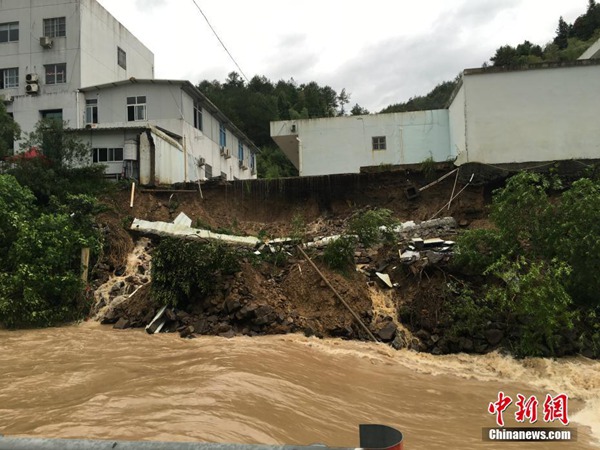 温州台风灾情3人死亡2人失踪 登陆福建的台风浙江必死人