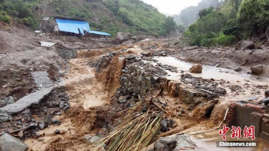 四川攀枝花强降雨