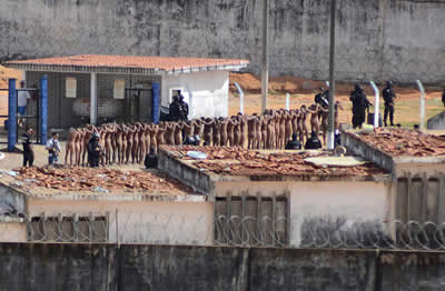 巴西监狱再次发生暴动 至少30人死亡