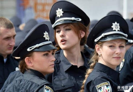 世界颜值最高女警在乌克兰