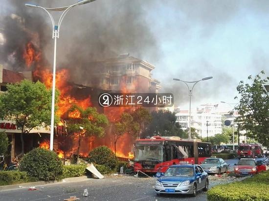 杭州街头发生爆炸