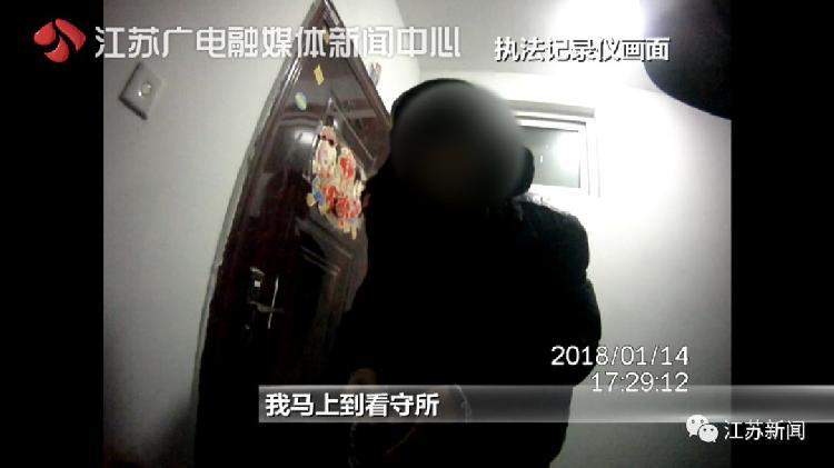 小偷连偷火腿34年