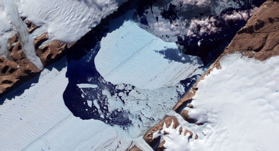 格陵兰岛冰层消融