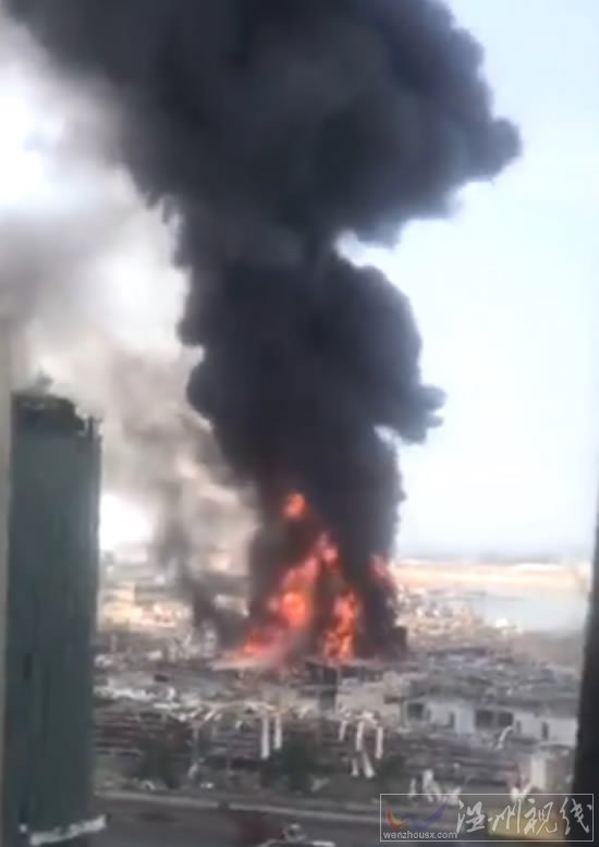 黎巴嫩贝鲁特港发生大火