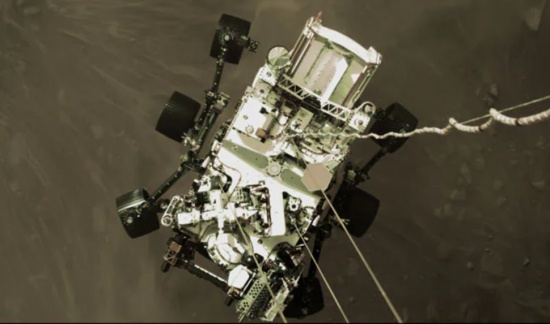 毅力号火星探测器采集火星岩石样本