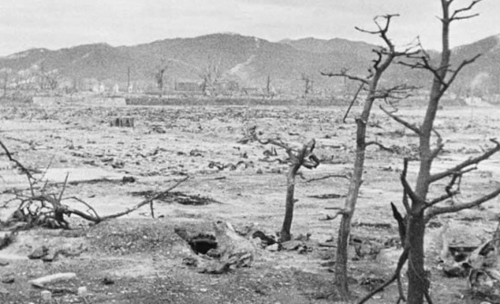 广岛日提醒全世界原子弹造成的破坏，1945年8月6日广岛核爆炸。