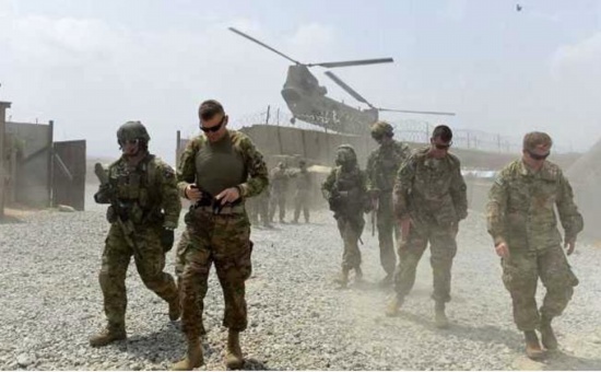 美国英国军队协助阿富汗平民撤离