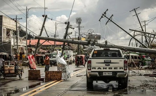 今年第22号台风雷伊横扫菲律宾造成208人死亡 52人失踪