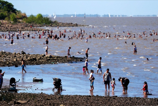 阿根廷正遭遇45℃高温烘烤