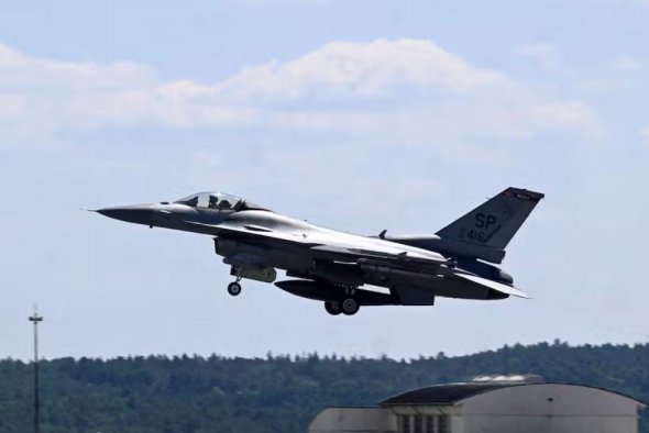 俄罗斯称军机在叙利亚上空暴露于F-16战斗机制导系统