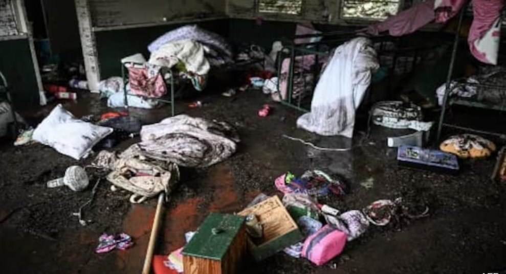 这是米斯蒂克营地小屋内部的景象，几名女孩就是在这里失踪的。