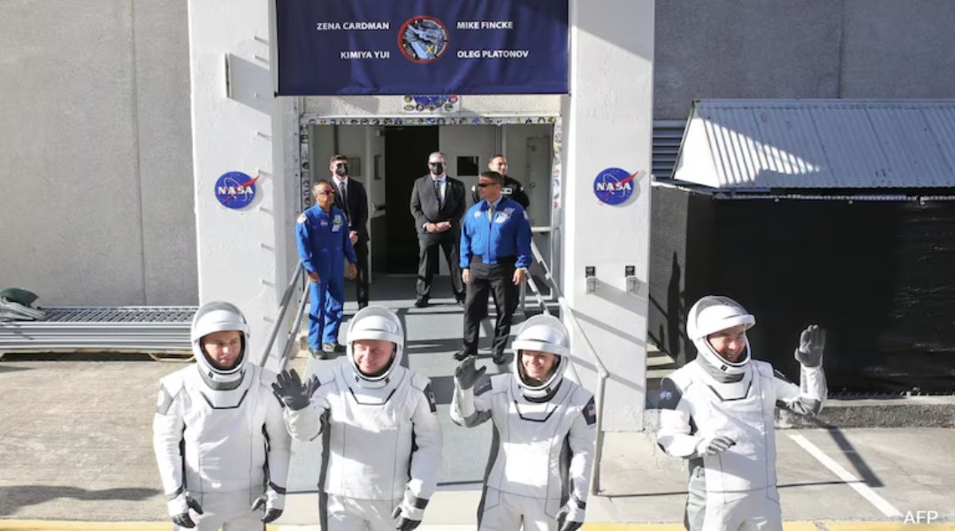SpaceXCrew-10宇航员开始返回地球