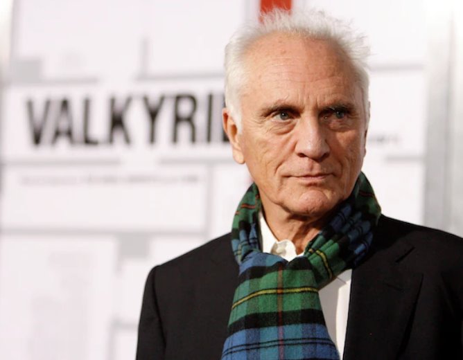 特伦斯·斯坦普(TerenceStamp)曾师从古典时期一些最有经验的演员